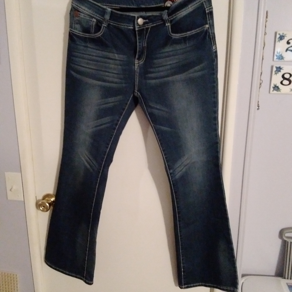 Red Label London Size 16